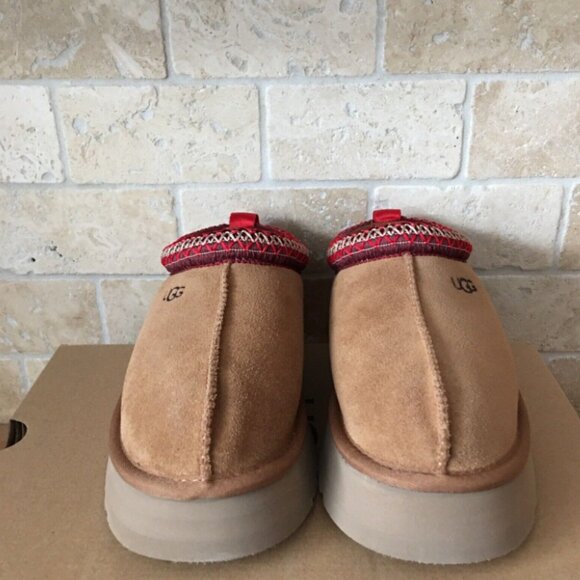 UGG Tan and Red Platform Shoes Slip-on❤️❤️ - Picture 5 of 7